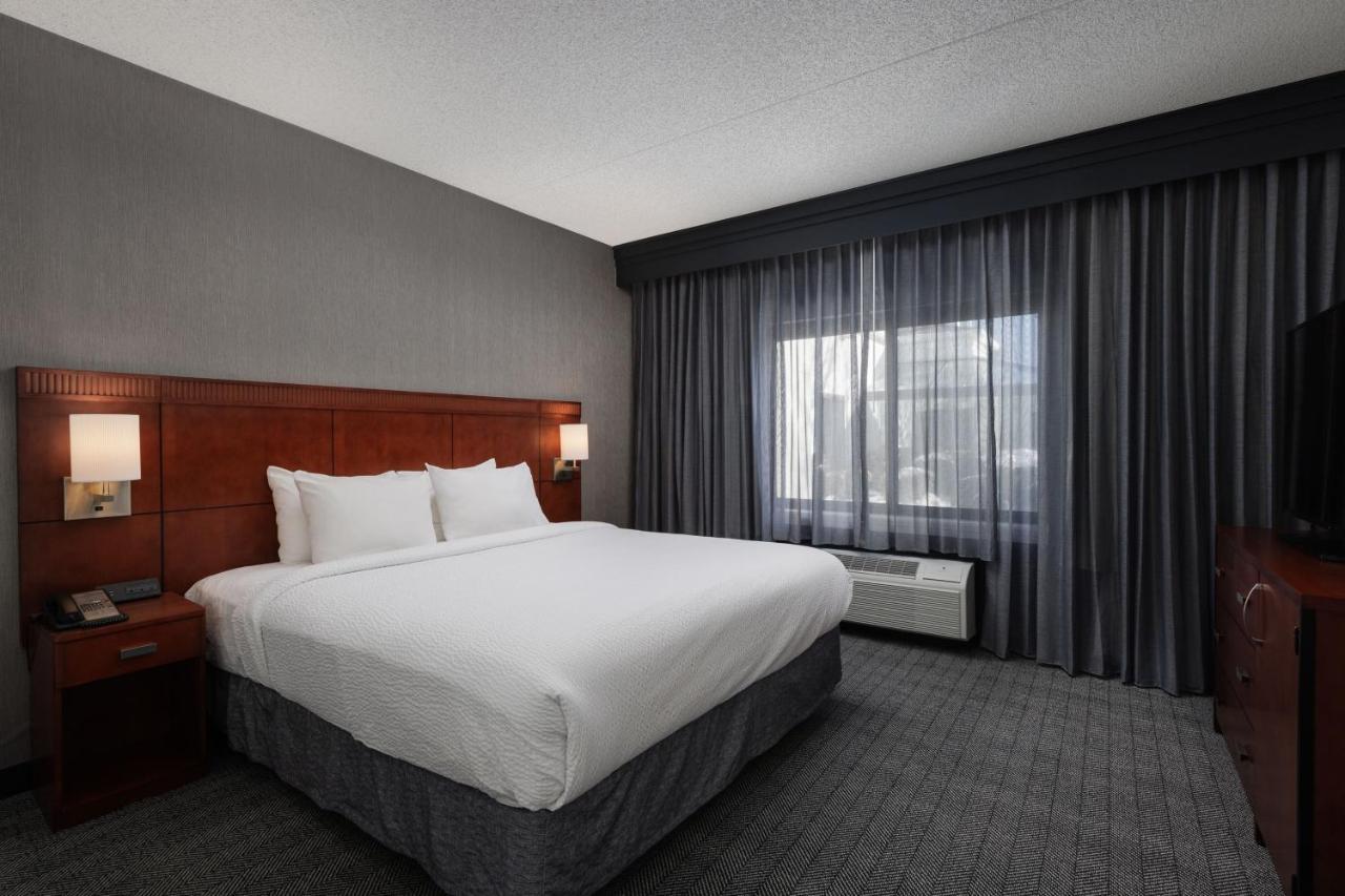 Courtyard By Marriott Denver Central Park Екстер'єр фото